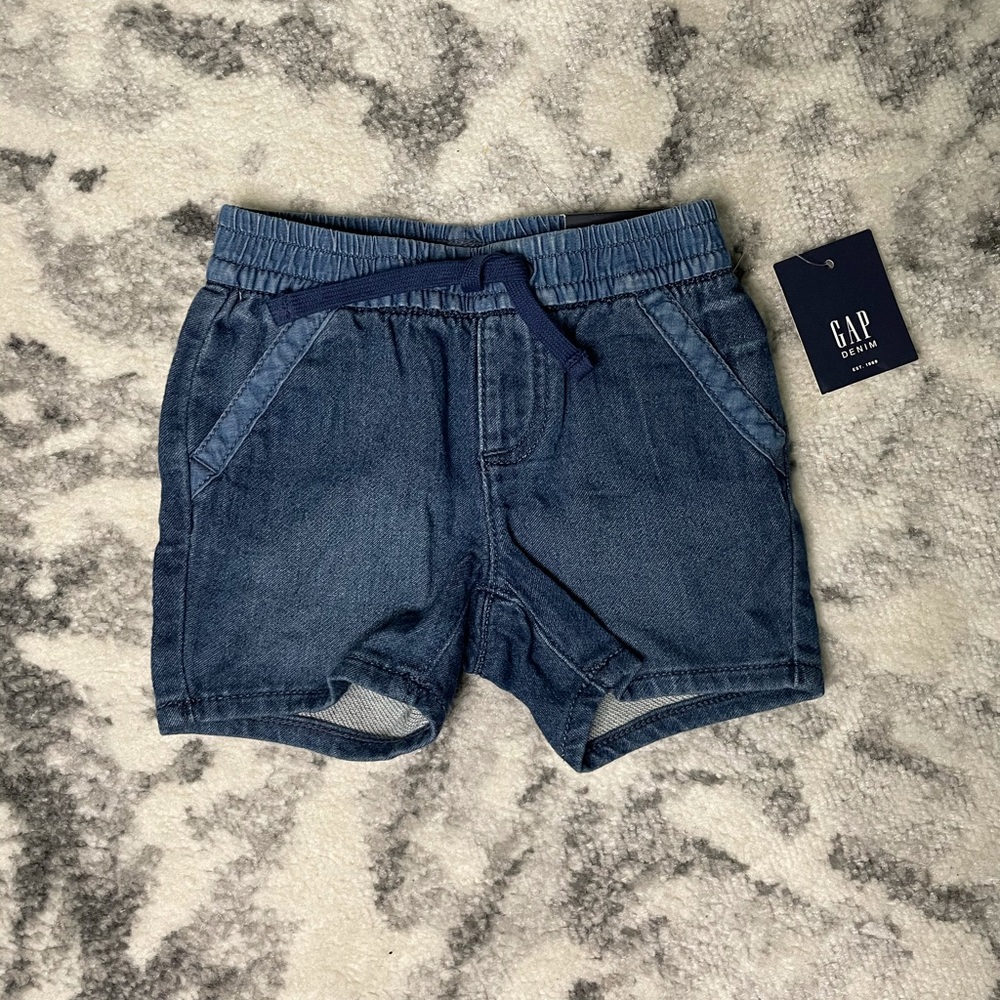 NWT- Baby GAP-Jean shorts